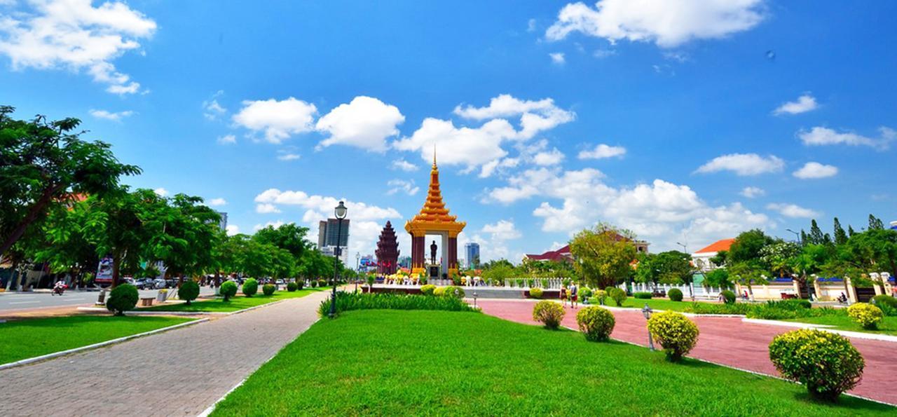 Tonle Khmer Guesthouse And Sky Bar พนมเปญ ภายนอก รูปภาพ